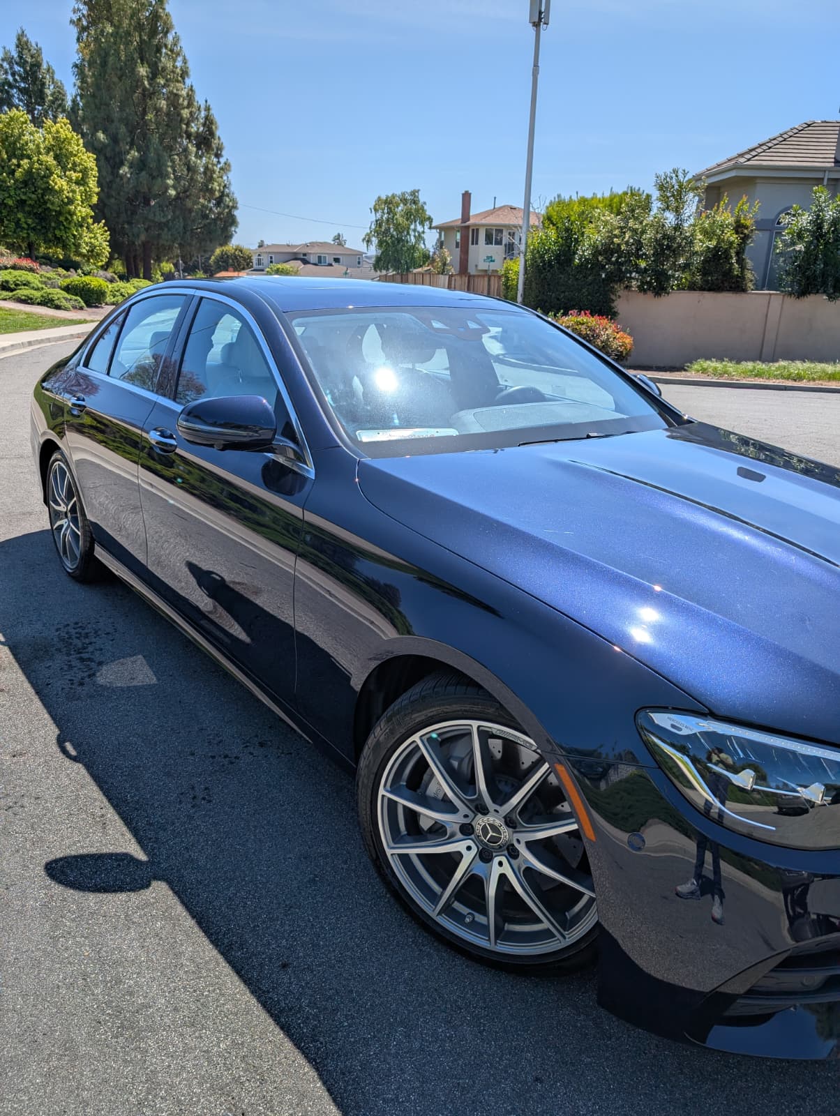 Used 2022 Mercedes-Benz E 350 Sedan image 2