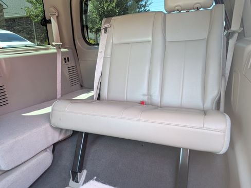 Used 2009 Ford Expedition Limited RWD image 16