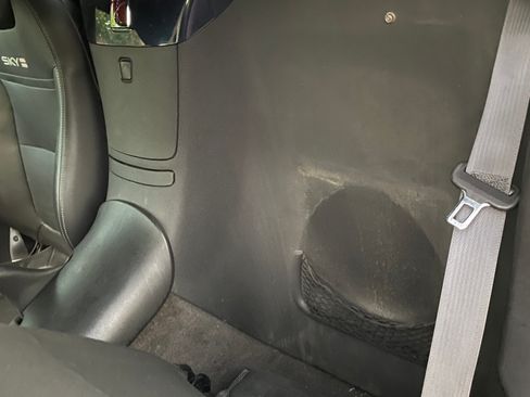 Used 2007 Saturn Sky Red Line image 15