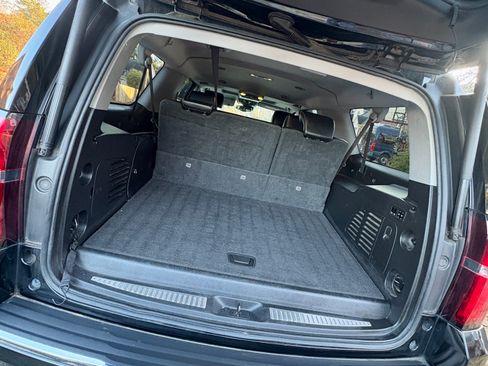 Used 2016 Chevrolet Suburban LTZ image 10