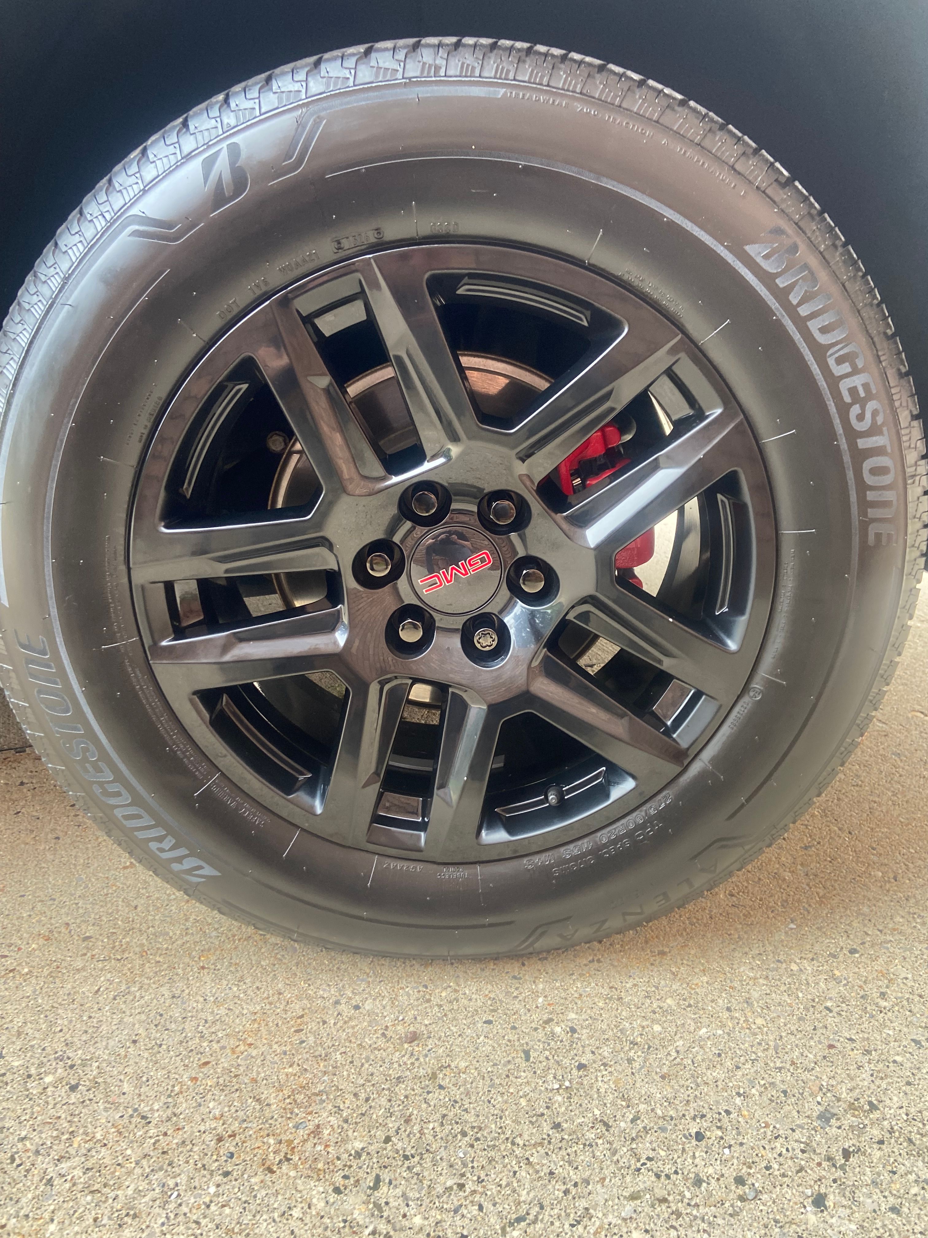 Used 2021 GMC Yukon SLE AWD/4WD image 9