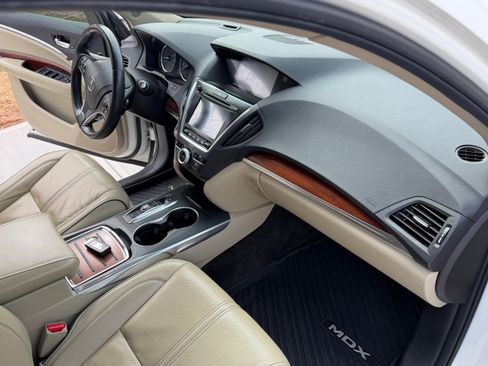 Used 2017 Acura MDX SH-AWD w/ Advance Package image 22