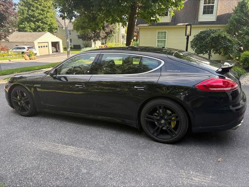 Used 2014 Porsche Panamera 4S Executive AWD/4WD image 16
