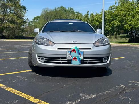 Used 2008 Hyundai Tiburon SE FWD image 8