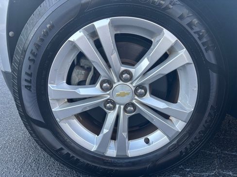 Used 2012 Chevrolet Equinox LT image 23