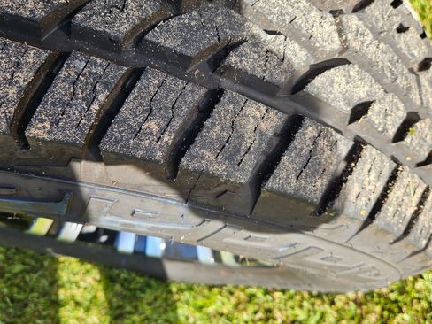 Used 2005 Chevrolet Silverado 1500 LS w/ Light Duty Power Package image 22