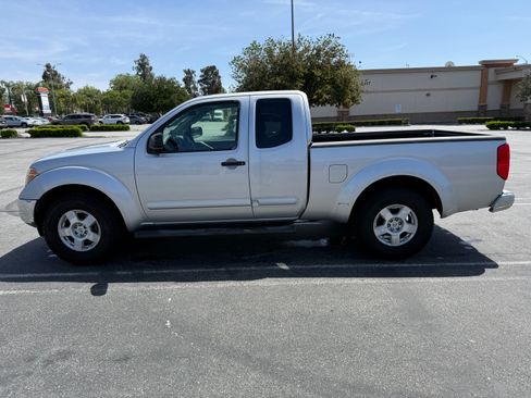 Used 2006 Nissan Frontier SE w/ (P01) Power Pkg RWD image 11