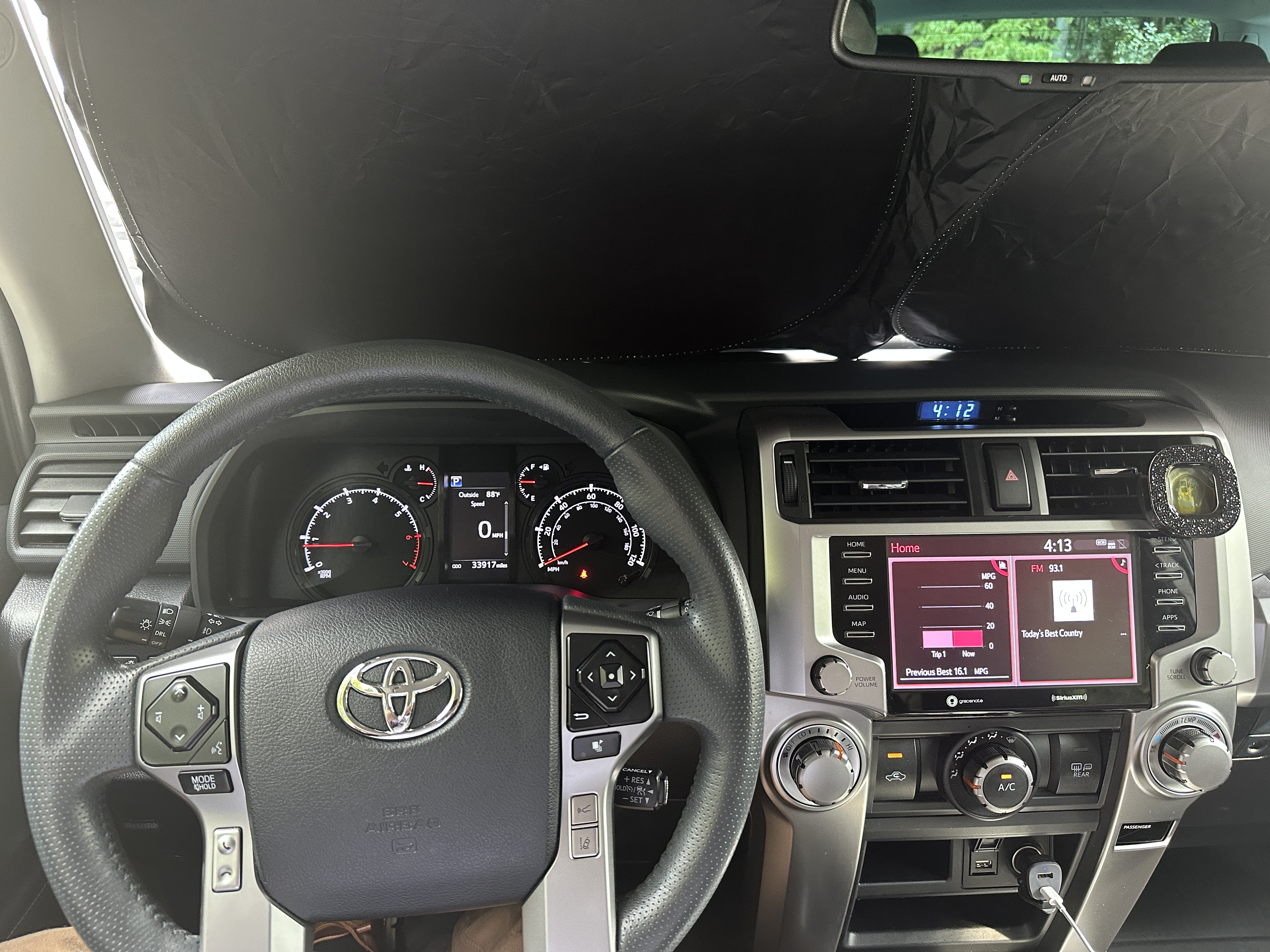 Used 2023 Toyota 4Runner SR5 AWD/4WD image 11