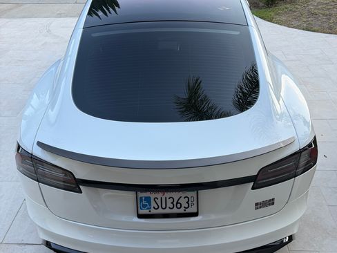 Used 2026 Tesla Model S Plaid AWD/4WD image 16