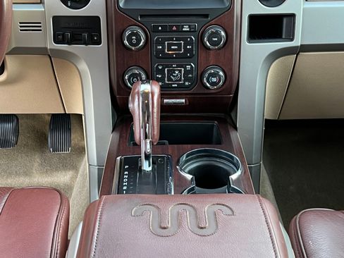 Used 2014 Ford F150 King Ranch w/ King Ranch Luxury Package image 16