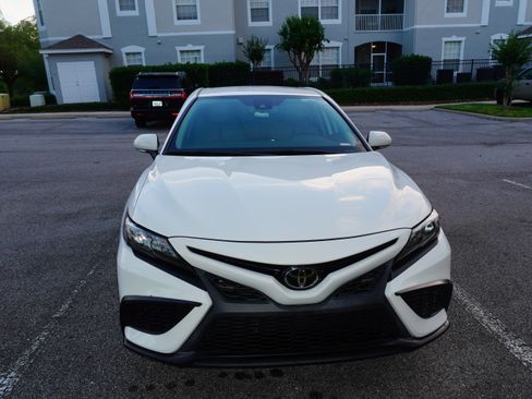 Used 2023 Toyota Camry SE w/ Convenience Package image 2