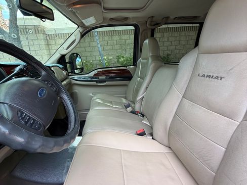 Used 2006 Ford F250 Lariat AWD/4WD image 12