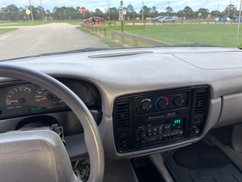 Used 1996 Chevrolet Impala SS image 17