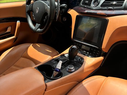 Used 2018 Maserati GranTurismo Sport RWD image 12
