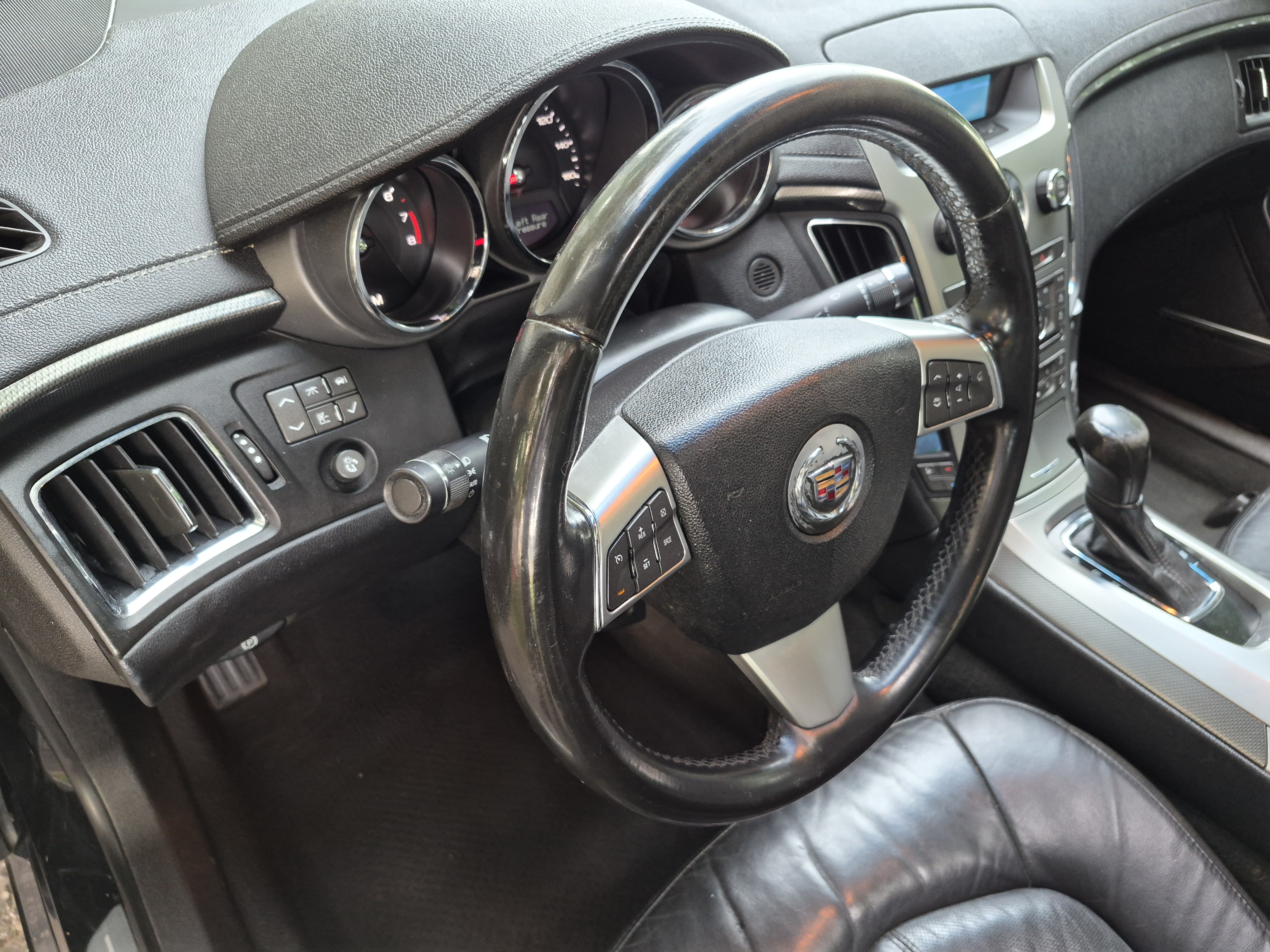 Used 2009 Cadillac CTS 3.6 AWD image 14