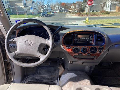 Used 2000 Toyota Tundra SR5 image 11