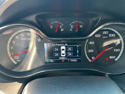 Used 2017 Chevrolet Cruze Premier image 13