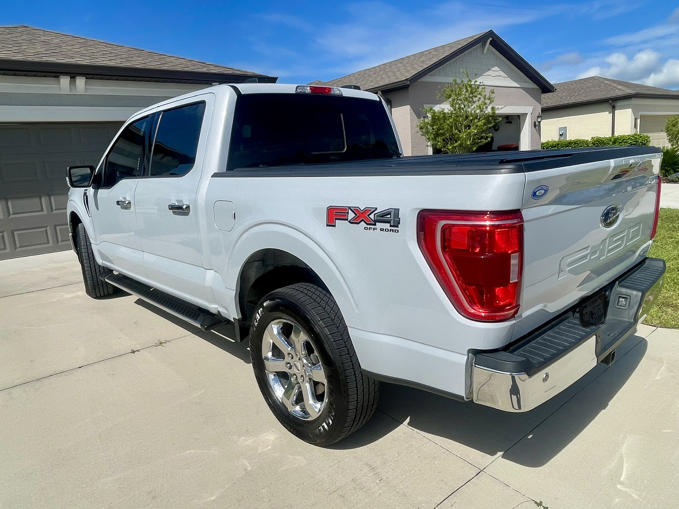 Used 2021 Ford F150 XLT w/ Equipment Group 302A High AWD/4WD image 10