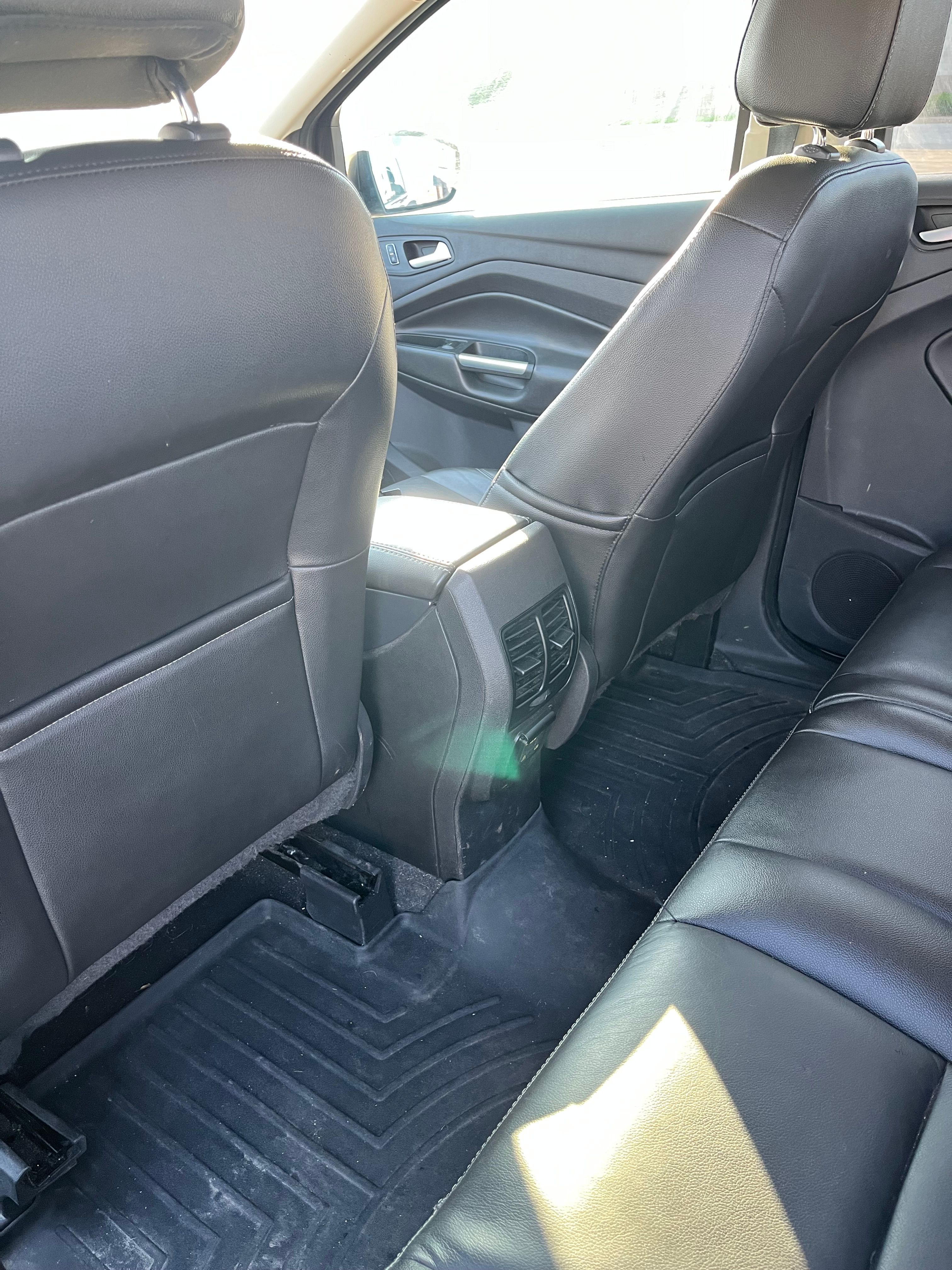 Used 2014 Ford Escape Titanium FWD image 17