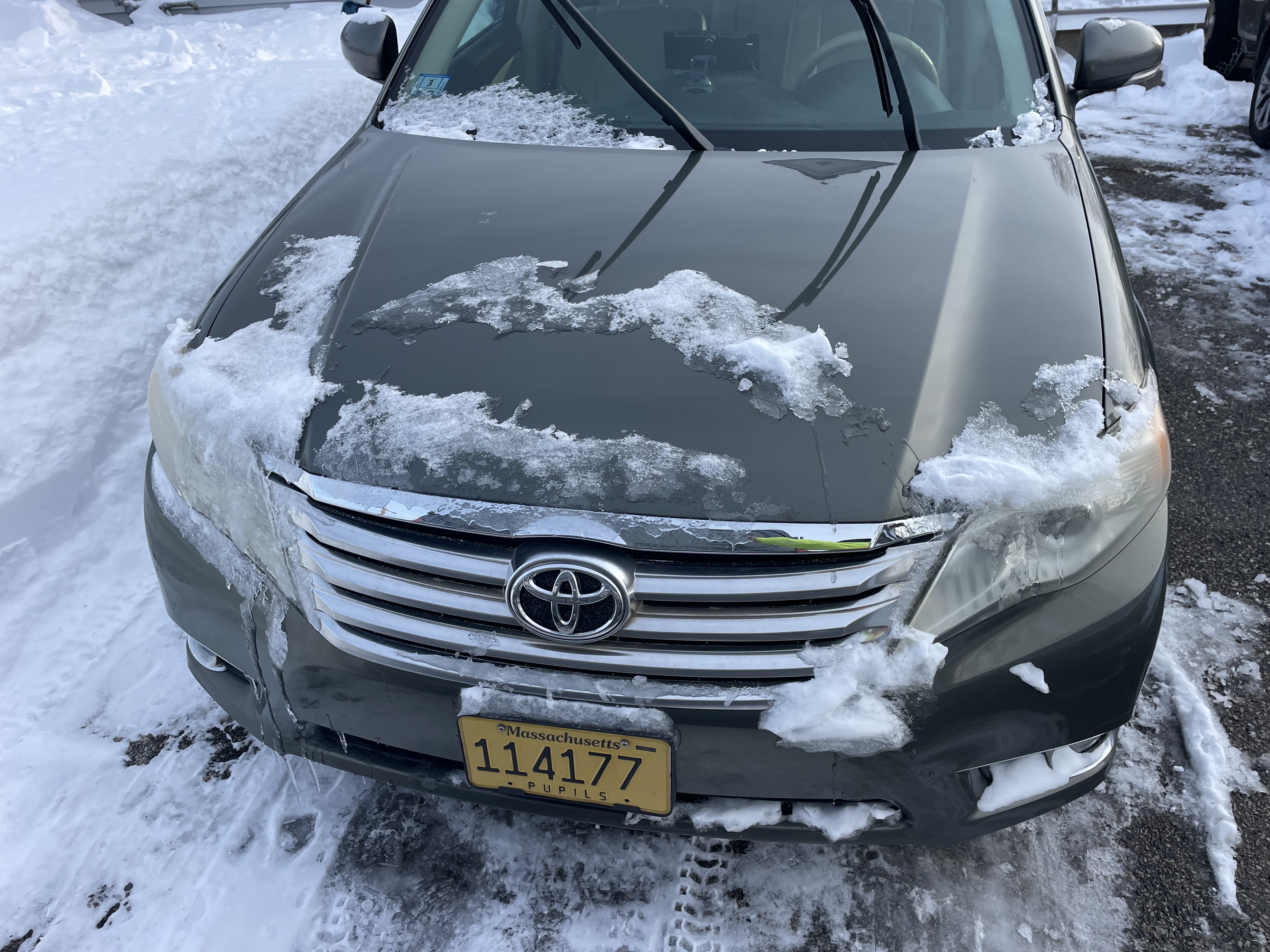 Used 2012 Toyota Avalon FWD image 10