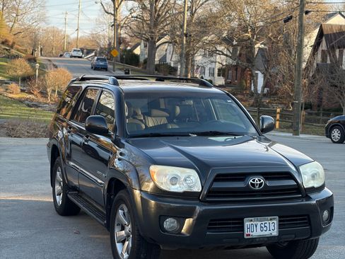 Used 2007 Toyota 4Runner Limited image 6
