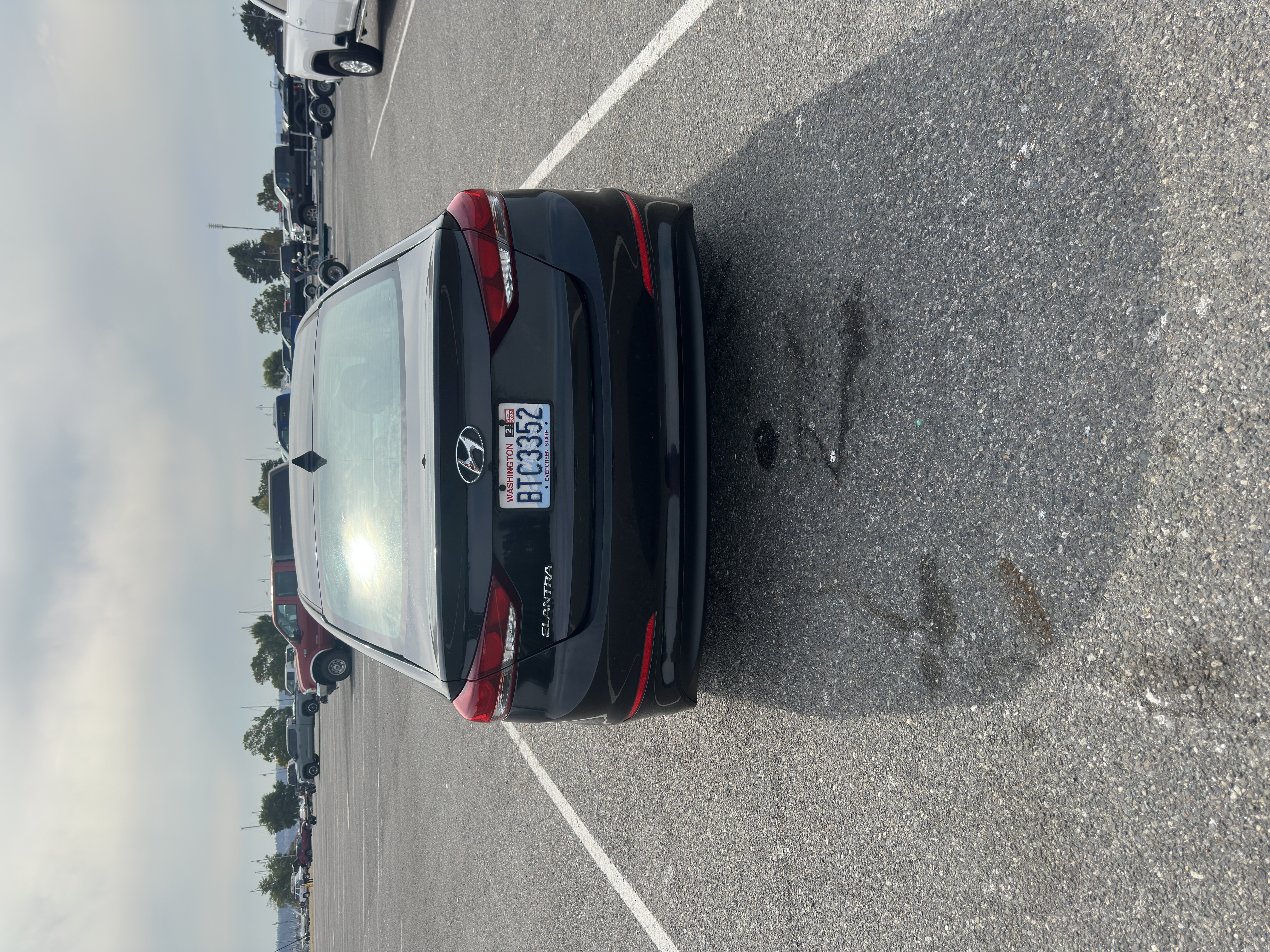 Used 2018 Hyundai Elantra Value Edition FWD image 5
