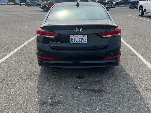 Used 2018 Hyundai Elantra Value Edition FWD image 5