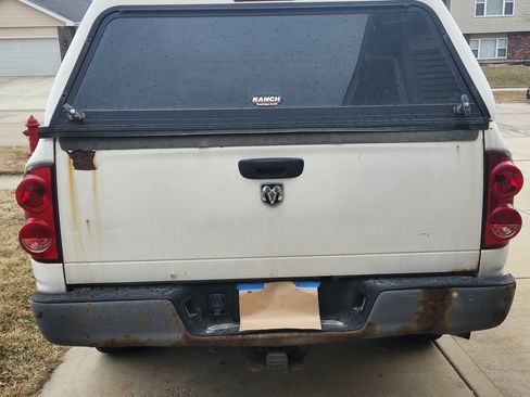 Used 2008 Dodge Ram 1500 Truck ST w/ Popular Equipment Group image 2