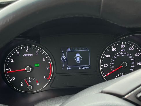 Used 2018 Kia Optima EX w/ Technology Package image 17