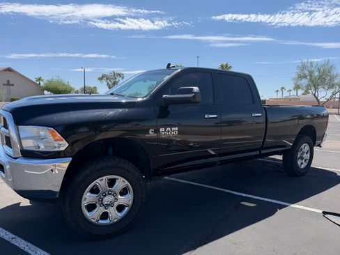 Used 2016 RAM 3500 SLT w/ Luxury Group AWD/4WD image 2