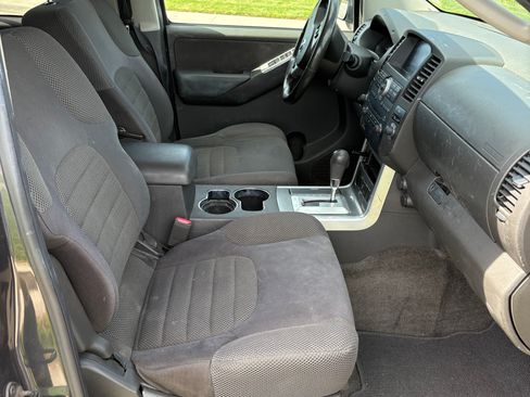 Used 2012 Nissan Pathfinder SV RWD image 9