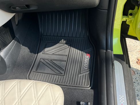 Used 2023 MINI Cooper S w/ Signature Upholstery Package image 13