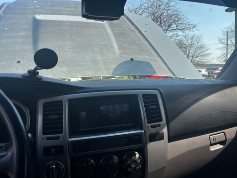 Used 2004 Toyota 4Runner Sport image 17