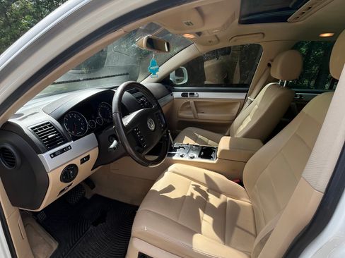 Used 2008 Volkswagen Touareg V6 AWD/4WD image 11