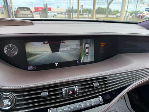 Used 2019 Lexus LS 500 image 15