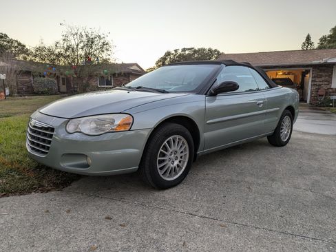 Used 2006 Chrysler Sebring Touring image 1