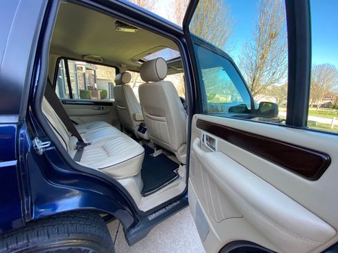 Used 2001 Land Rover Range Rover HSE image 29