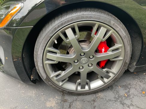 Used 2014 Maserati GranTurismo MC image 5