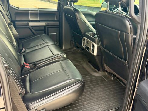 Used 2019 Ford F150 Lariat image 8