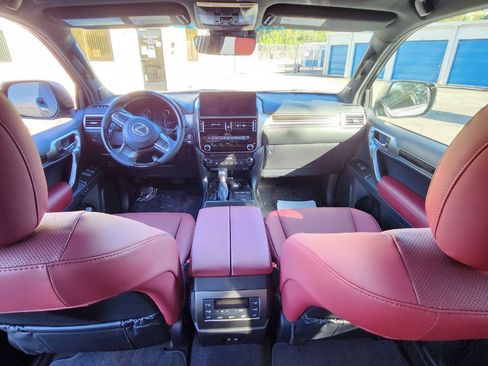 Used 2023 Lexus GX 460 Premium image 16