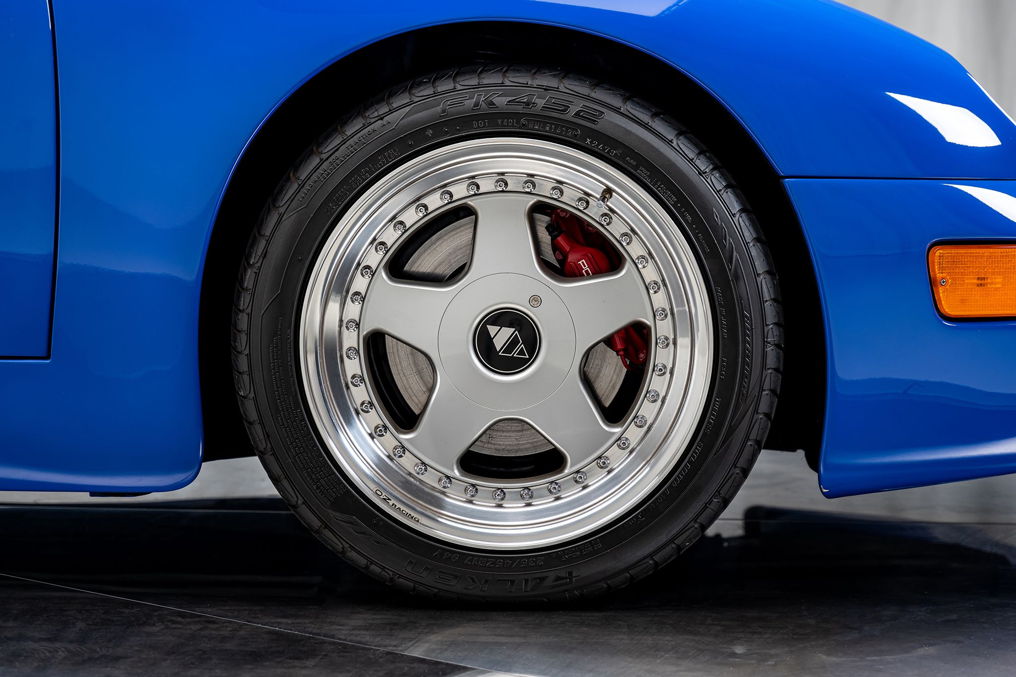 Used 1994 Porsche 911 Speedster RWD image 10