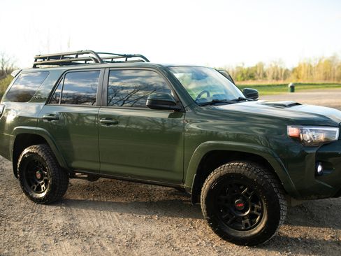 Used 2020 Toyota 4Runner TRD Pro AWD/4WD image 4