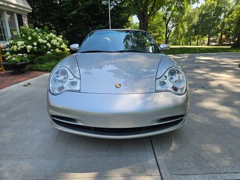 Used 2005 Porsche 911 Cabriolet image 4
