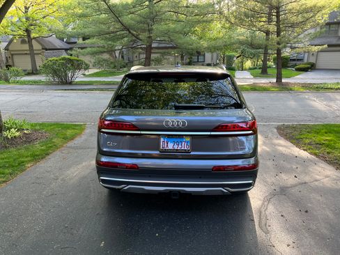 Used 2020 Audi Q7 3.0T Prestige w/ Prestige Package image 5