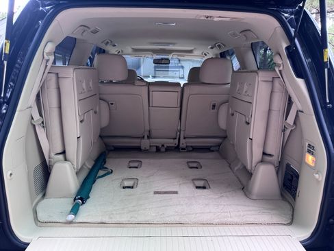Used 2014 Lexus LX 570 4WD image 18