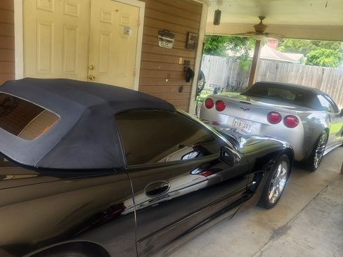 Used 2002 Chevrolet Corvette Convertible w/ Preferred Equipment Group2 image 8