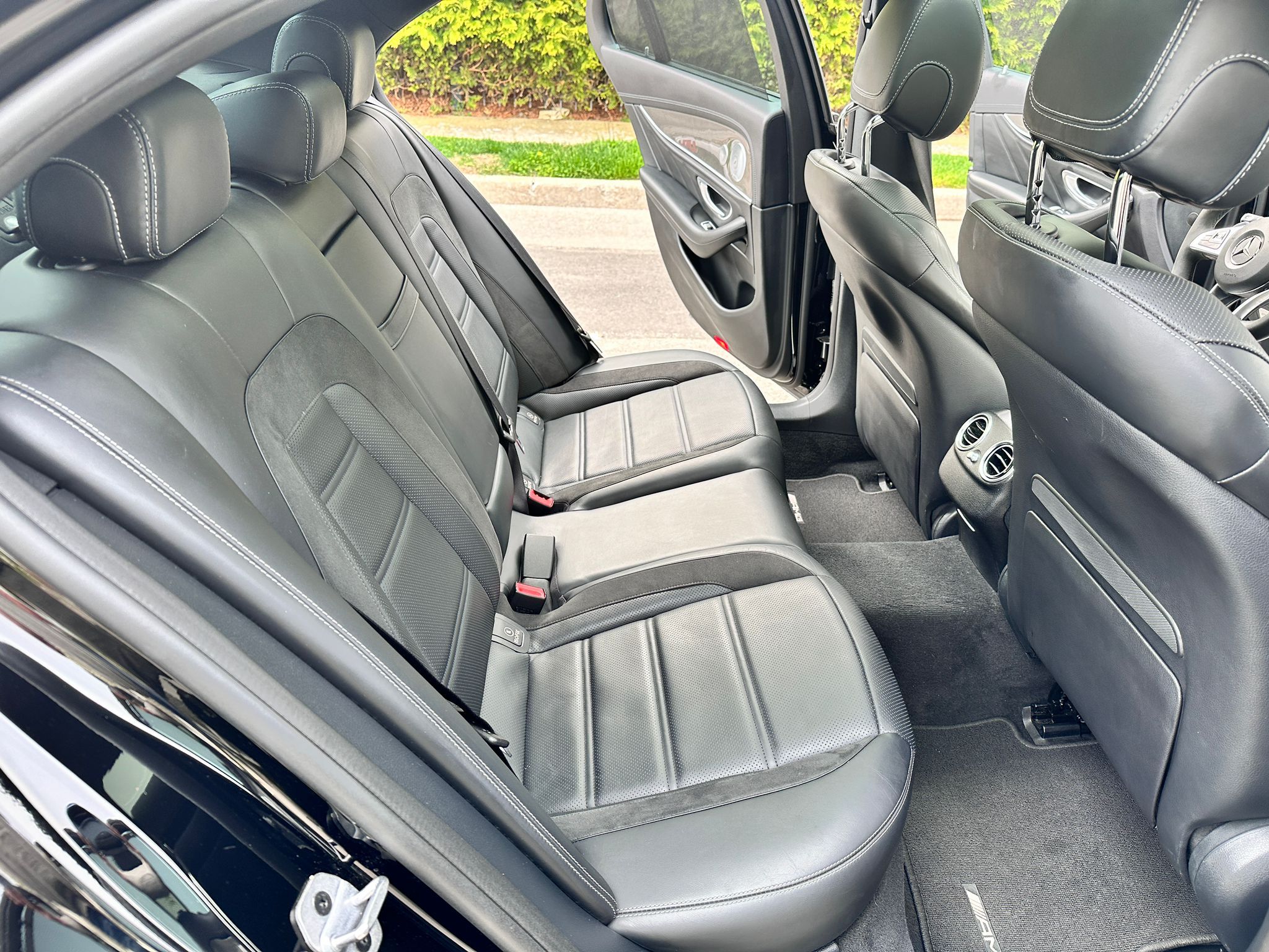 Used 2018 Mercedes-Benz E 43 AMG 4MATIC Sedan w/ Premium 3 Package image 24