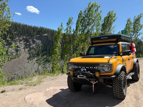 Used 2022 Ford Bronco Badlands w/ Sasquatch Package image 2