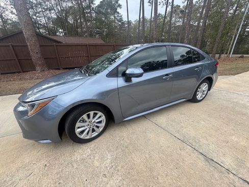 Used 2026 Toyota Corolla LE image 6