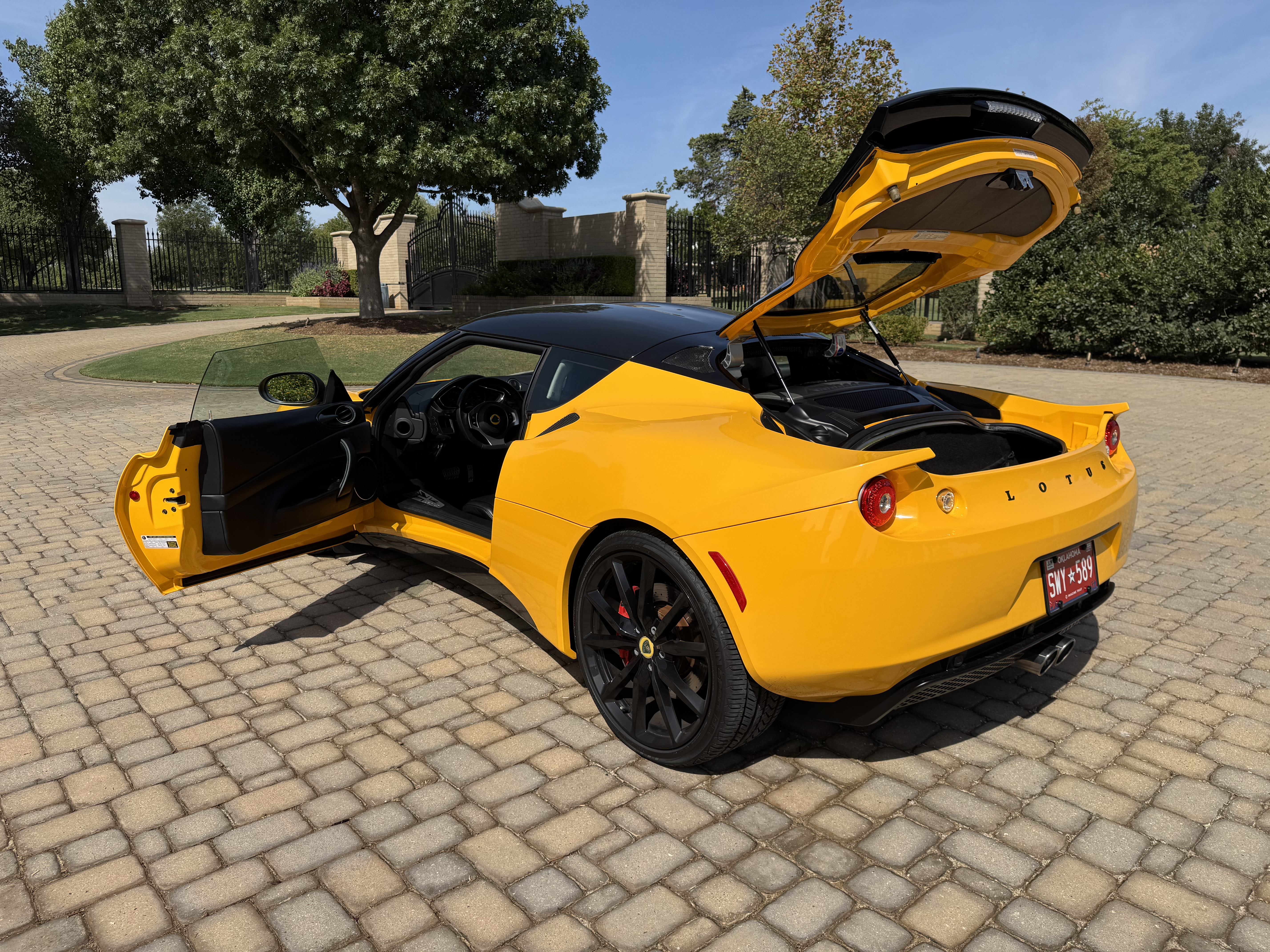 Used 2012 Lotus Evora 2+2 RWD image 29